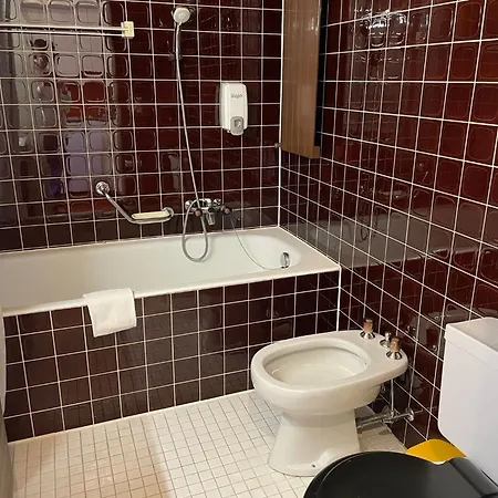 The Vintage At דירה קראנס-מונטנה