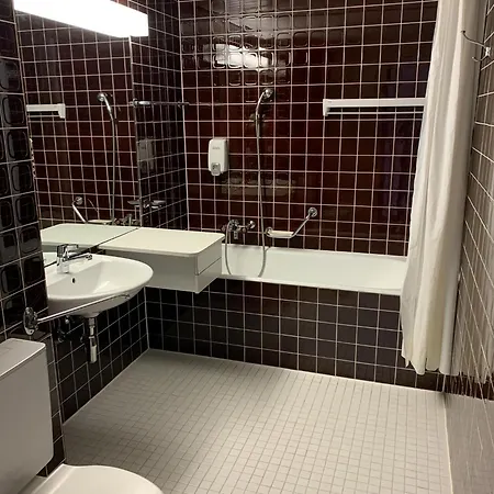 The Vintage At דירה קראנס-מונטנה